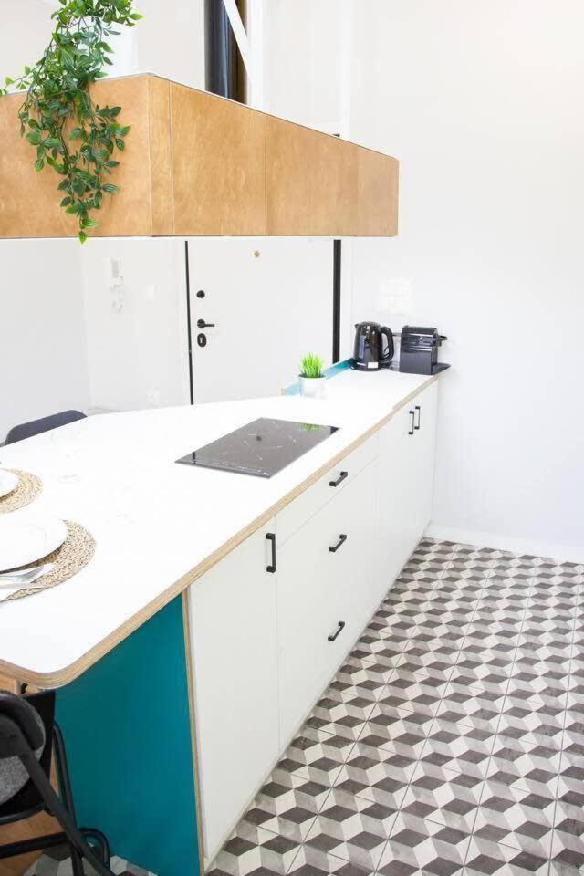 Fully Renovated, Modern Beauty In Central Athens! Zewnętrze zdjęcie